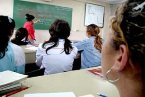 Estudiantes, Cuba_foto tomada de internet