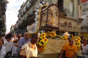 La Virgen Mambisa ayer por las calles de La Habana_foto del autor