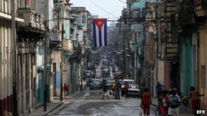Aumentan viajes cubanos a la Isla