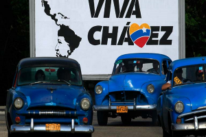 Calles de La Habana muestran estrechas relaciones entre los gobiernos de Cuba y Venezuela_www.rtve.es
