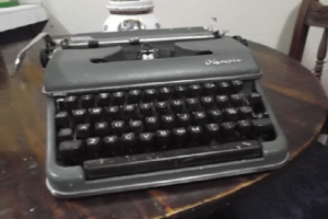 Máquina de escribir Olympia- Foto de Tania Diaz Castro