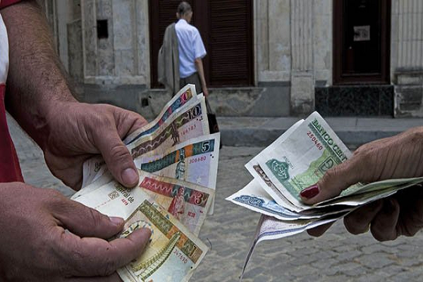 Banco Central de Cuba, CUC régimen cubano, Pesos cubanos, CUC; CUP