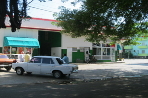 Gasolinera donde se desplegó ayer la policía_foto de Calixto Ramón
