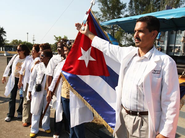 Medicos-cubanos-en-misión-de-salud