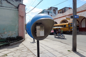 Cabinas sin auriculares, La Habana_foto de la autora