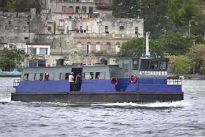 Ferry similar al secuestrado en La Bahía de La Habana, en 2003