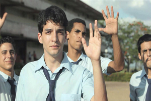 Fotograma de "Camionero", cortometraje de Sebastián Miló que toca el tema de las becas en Cuba_Internet