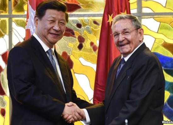 Xi y Raul Castro