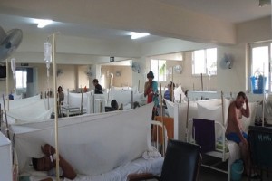 Hospital provincial Amalia Simoni, sala B, Camagüey, Cuba_foto de Fernando Vázquez