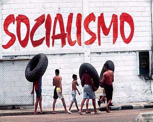 Querer ridiculizar el socialismo democrático es hacerle el juego al  castrismo CubaNet
