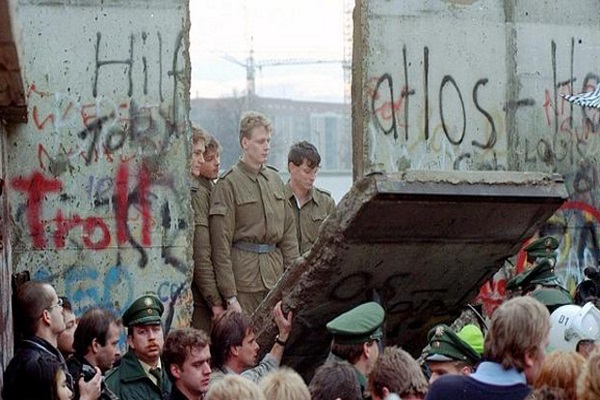 muro berlín comunismo socialismo europa europeo alemania caída