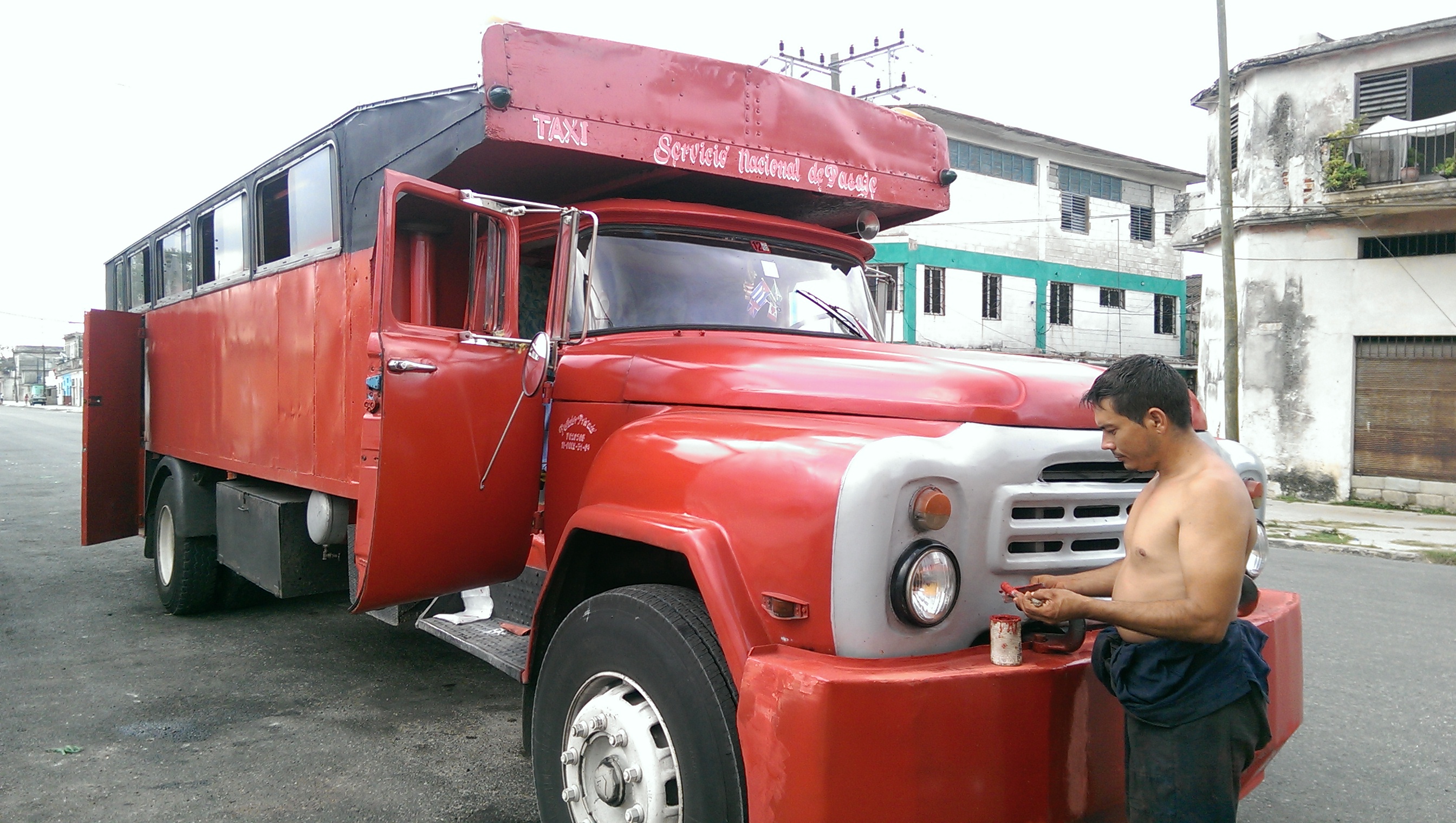 Camiones preparados para el transporte masivo interprovincial (1)