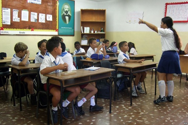 Aula de clases cubana (foto de MartiNoticias)