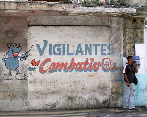 Cartel de los CDR en La Habana