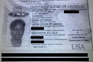 Una copia del pasaporte de Assata, la madre de los pequeños (foto del autor)