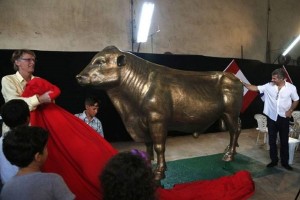 Una estatua al toro Rosafé (Foto tomada de globalnews.ca)