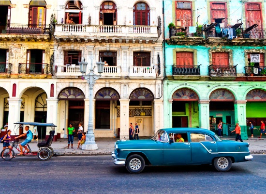 Detrás de la postal turística se esconde la verdadera Cuba (foto tomada de Internet)