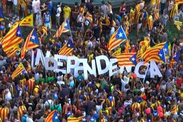 Manifestación pro independencia de Cataluña (foto tomada de internet)