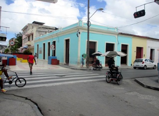 Esquina de Boulevard y Aguilera, Holguín (foto del autor)
