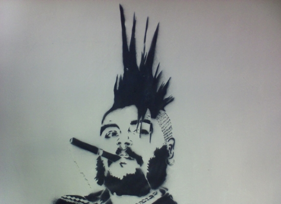 Graffiti del Che Guevara con el peinado conocido como "el yonqui" (foto: Frank Correa)