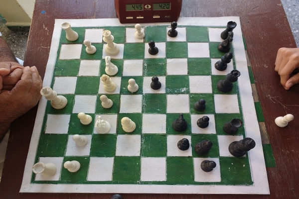 Partida rápida de ajedrez (foto: Anddy Sierra)