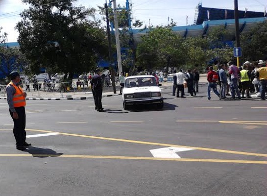 Dispositivo policial alrededor del Estadio Latinoamericano (foto del autor)