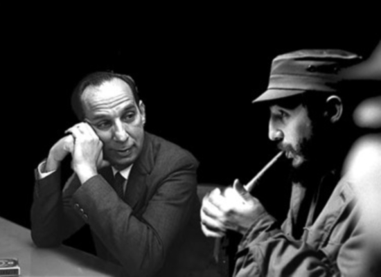 Virgilio Piñera junto a Fidel Castro (habanaelegante.com)