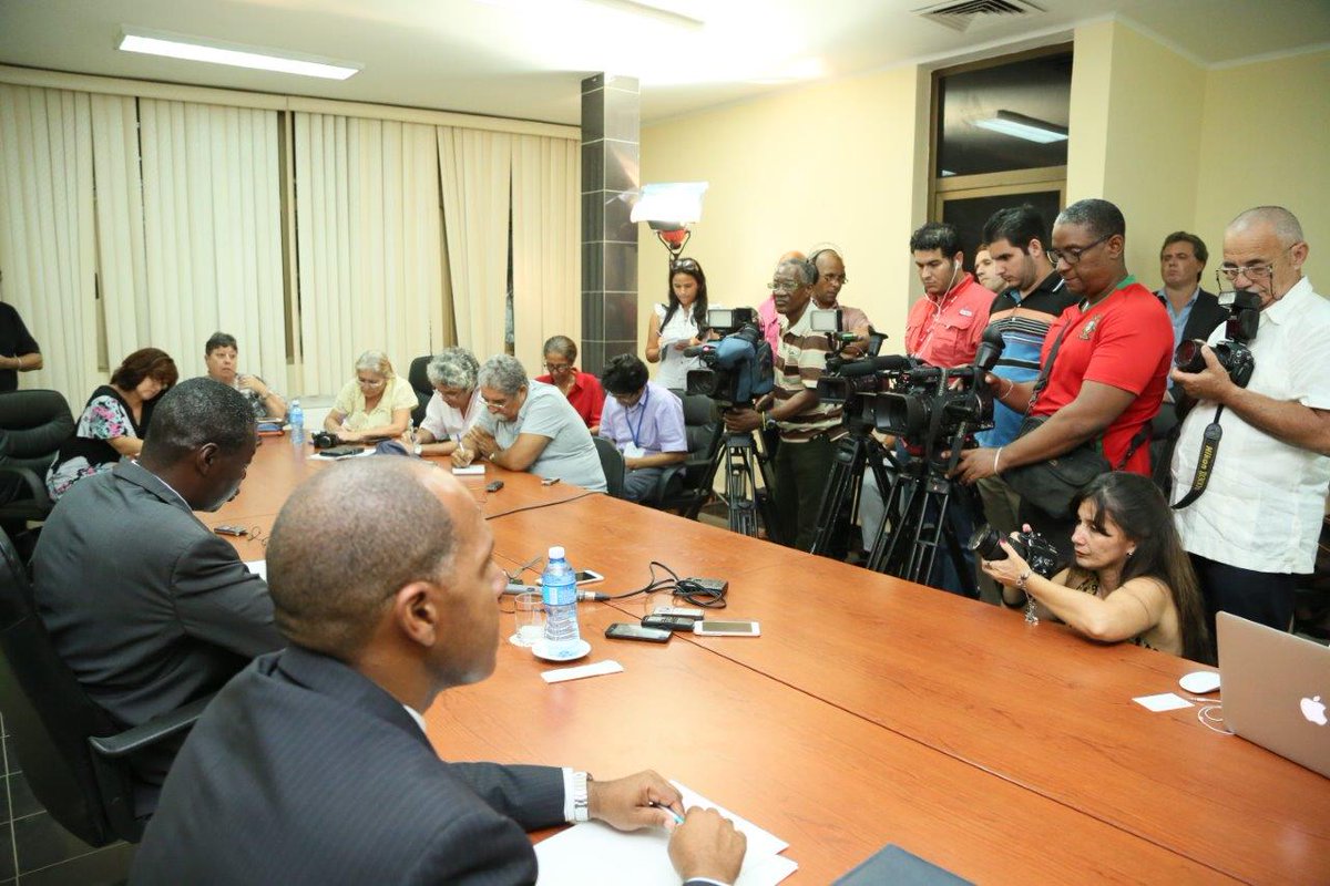 Representación cubana ante la prensa acreditada (foto Cubadebate)