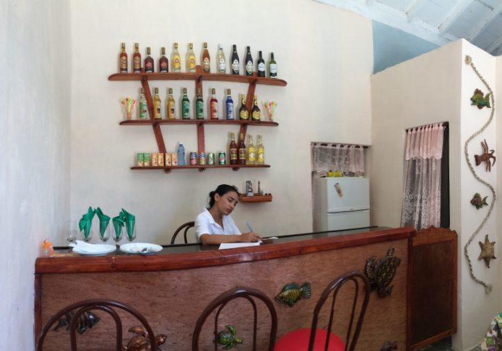 Bar de un restaurante privado (Foto: Fernando Donate)