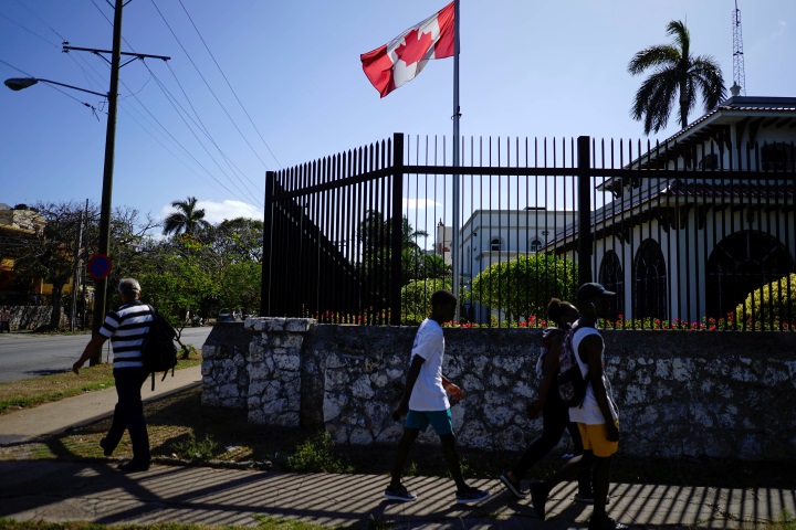 embajada canadiense canada habana cuba diplomáticos