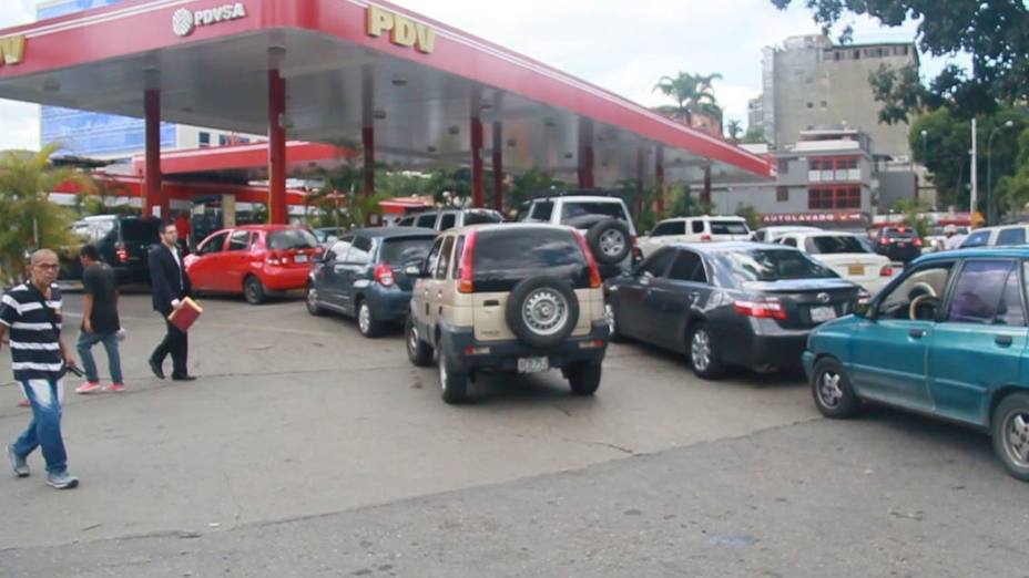 venezuela gasolina caracas maduro irán