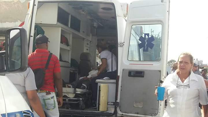 Ambulancia que trasladó a heridos del accidente 