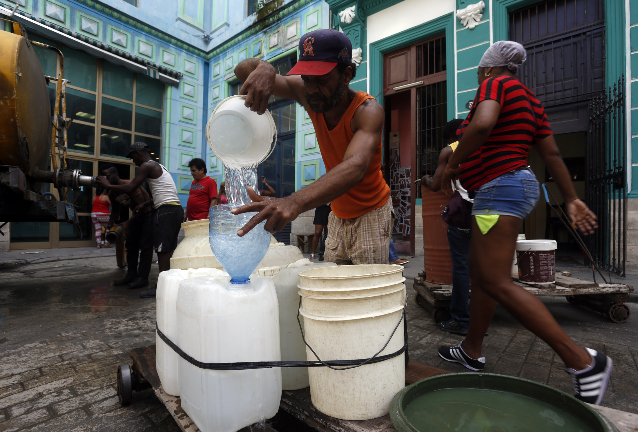 Cuba agua potable servicio escasez precio costo