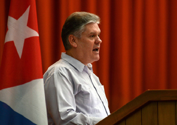 Cuba, Alejandro Gil Fernández, ministro