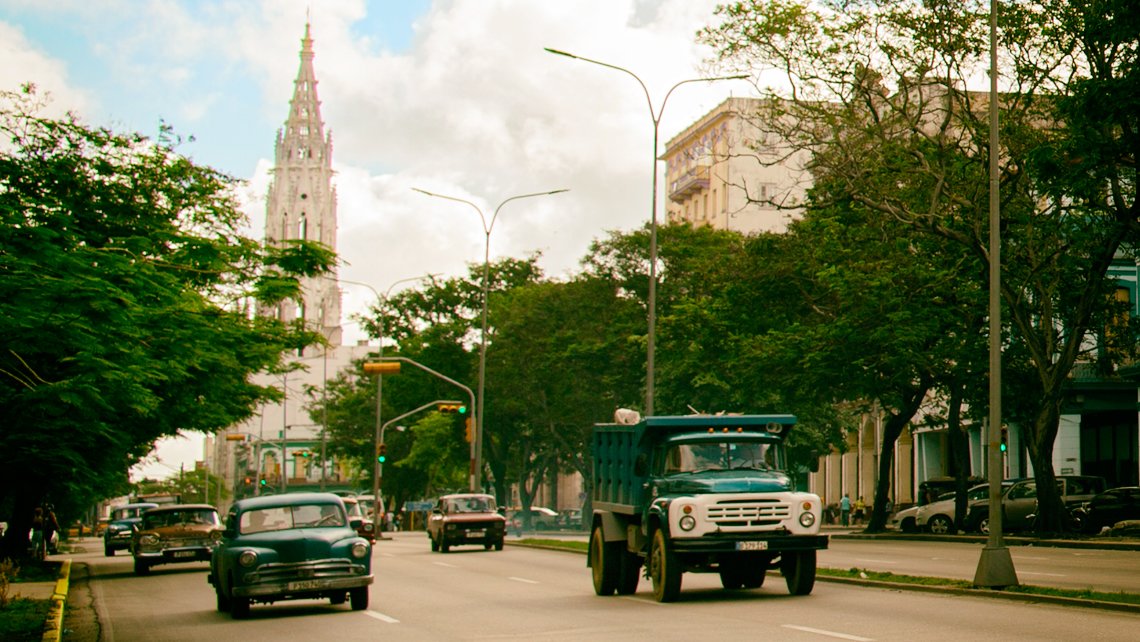 Avenida Carlos III; Cuba; La Habana; 