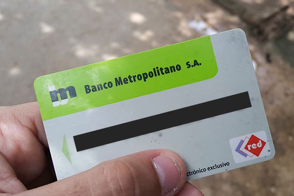 https://www.cubanet.org/wp-content/uploads/2020/05/tarjeta_magnetica_banco_cajero.jpg