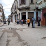 cuba cubanos virgen caridad cobre represión girasoles revolución policía