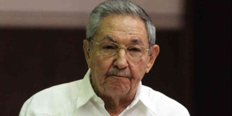 Abc Raúl Castro Gravemente Enfermo Deja El Pcc