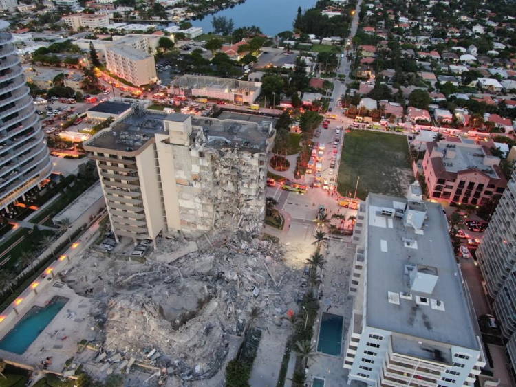 Derrumbe de edificio, Miami Beach