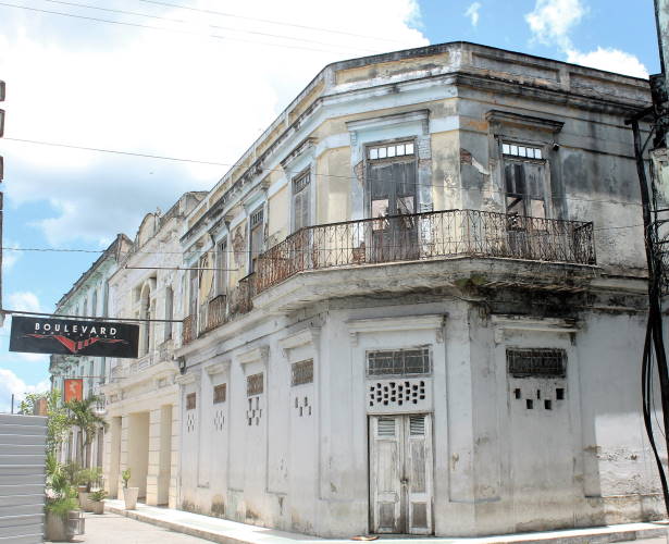 Santa Clara, Edificios, Cuba