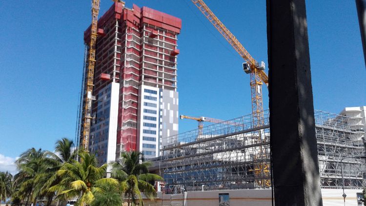 Hotel construction in Cuba