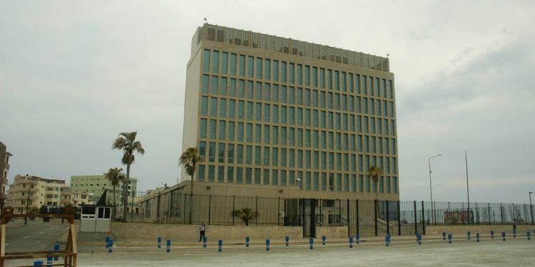 Embajada de Estados Unidos en La Habana, Código Penal cubano