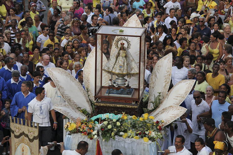 Virgen de la Caridad del Cobre, Cuba, Cubanos