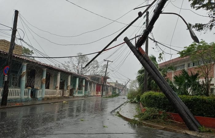 ayuda, Cuba, huracán Ian, Japón