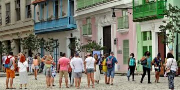 Cuba, América Latina, turistas, turismo, visitantes, régimen