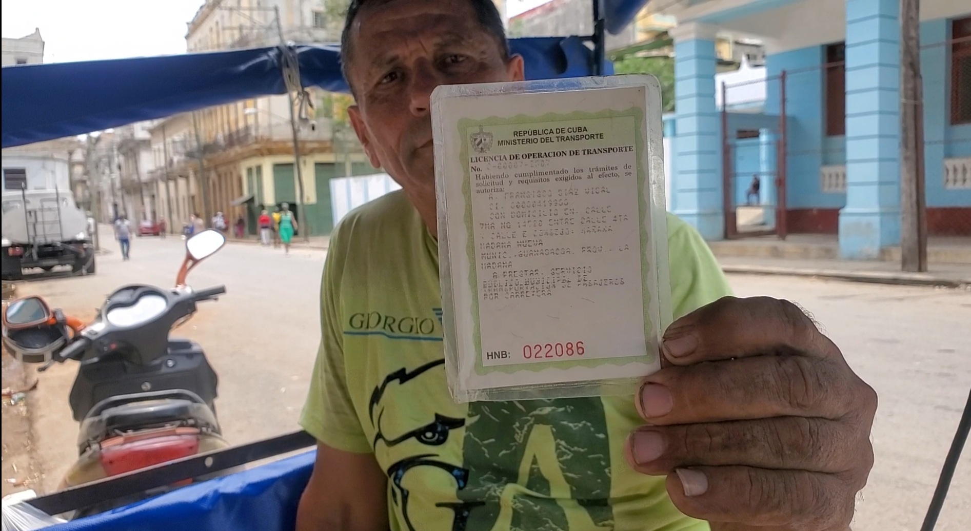 Pedicab drivers from Centro Habana and Guanabacoa are fined for providing service in Old Havana