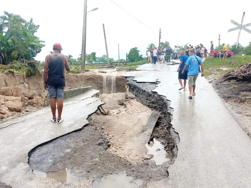 Efecto de las inundaciones en Juguaní 
