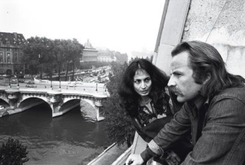 Elizabeth Burgos y Régis Debray en París 