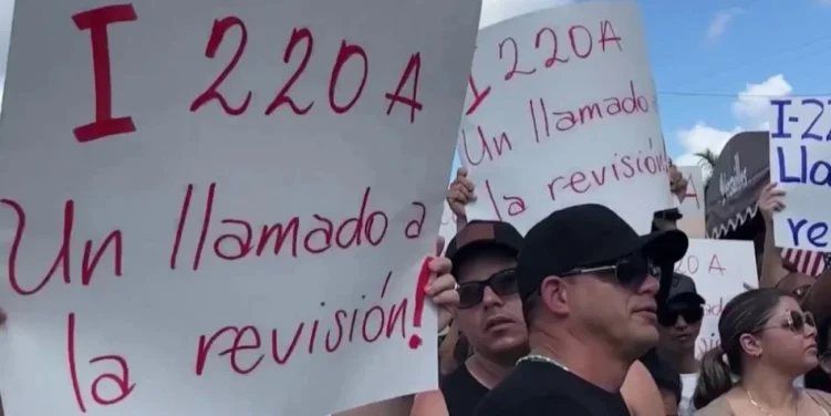 cubanos, I-220A