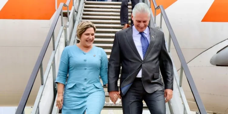Lis Cuesta Peraza y Miguel Díaz-Canel